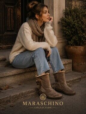Stuart Weitzman Suede Toggle Snow Boots | 6